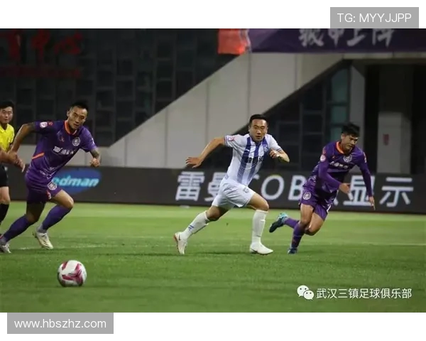 武汉三镇火力全开迎强劲对手巅峰对决引爆赛场激情时刻