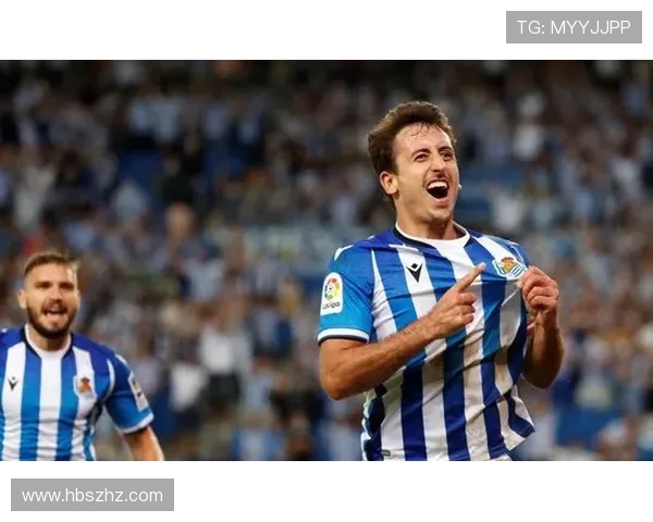 俄超焦点战安郅迎战乌发双方全力争胜展现实力与激情 俄超焦点战安郅迎战乌发双方全力争胜展现实力与激情